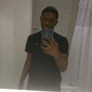 Meet your Posher, Layla